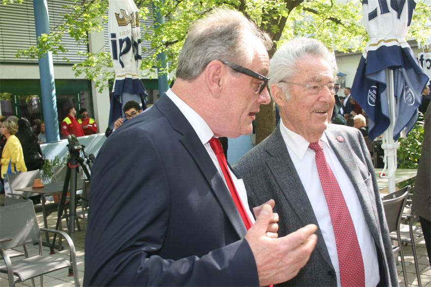 Die SPÖ-Prominenz feierte in Neudörfl mit eindringlichen Reden