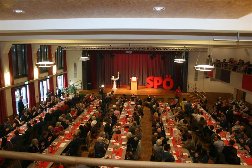 Die SPÖ-Prominenz feierte in Neudörfl mit eindringlichen Reden
