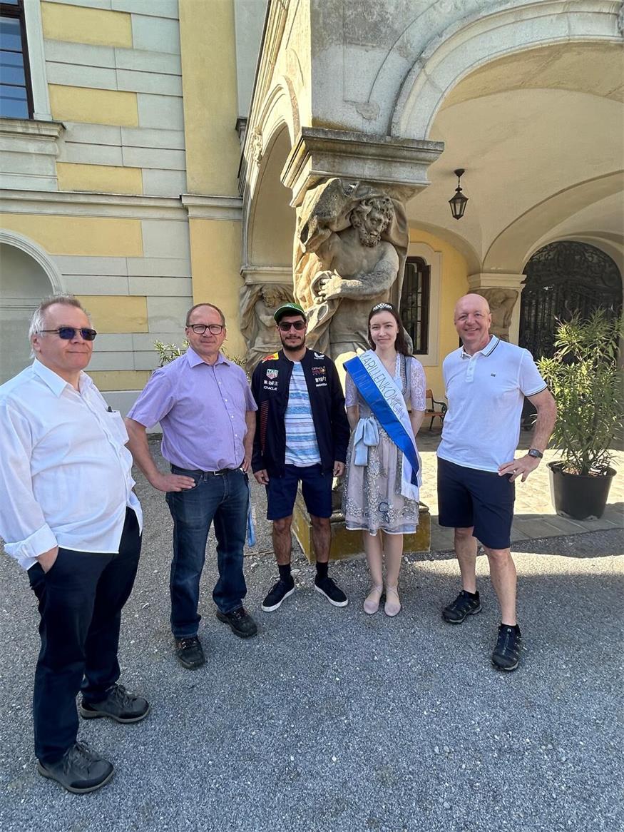 Kittsee lud zum Marillenwandertag