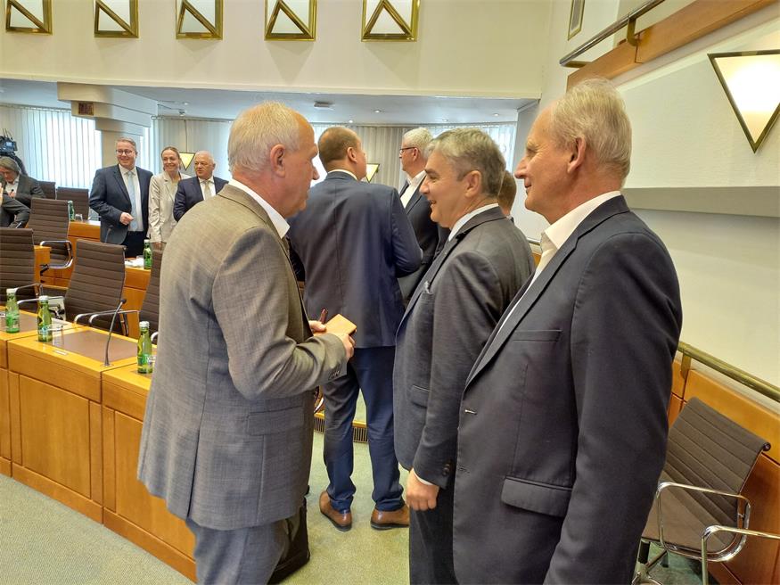 Landtag: Privatuni-Ankündigung und Fragen zu den Finanzen