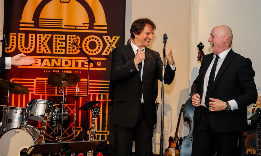 Jukebox Bandits boten Show der Superlative im Seerestaurant Neufeld
