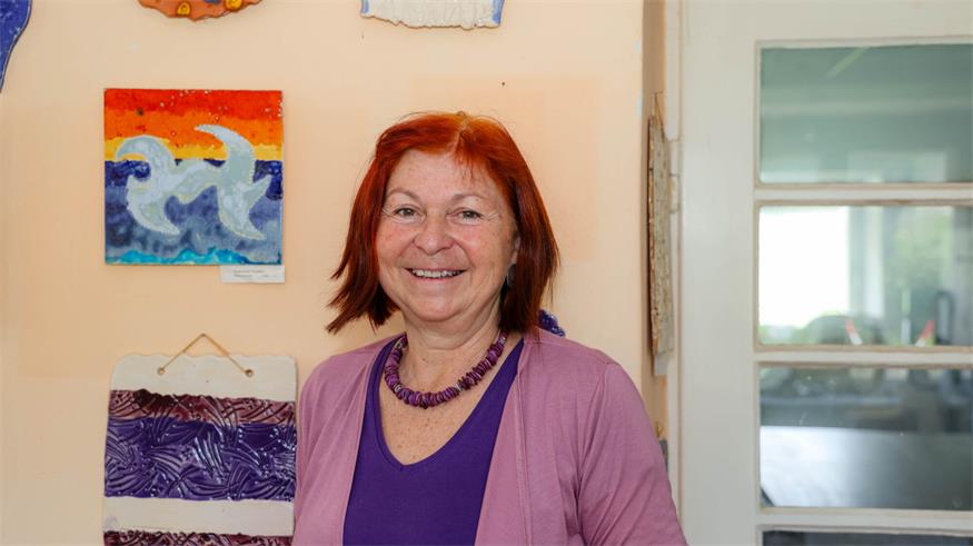 Karin Seifried - die Keramikkünstlerin am Waldesrand