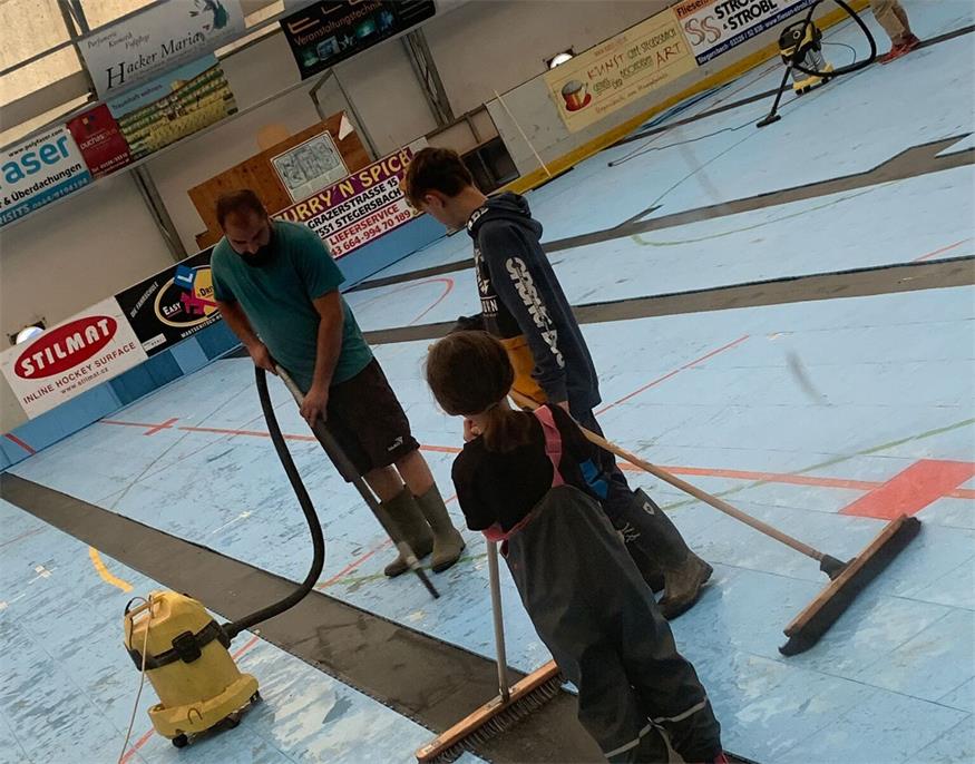 Tigers-Halle stand unter Wasser