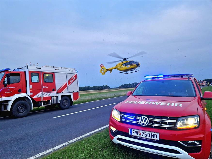 Gegen Baum geprallt: 26-Jähriger starb bei Verkehrsunfall auf B10