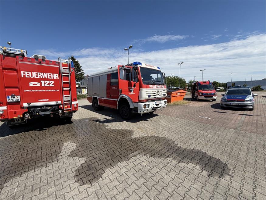 Passanten löschen Entstehungsbrand