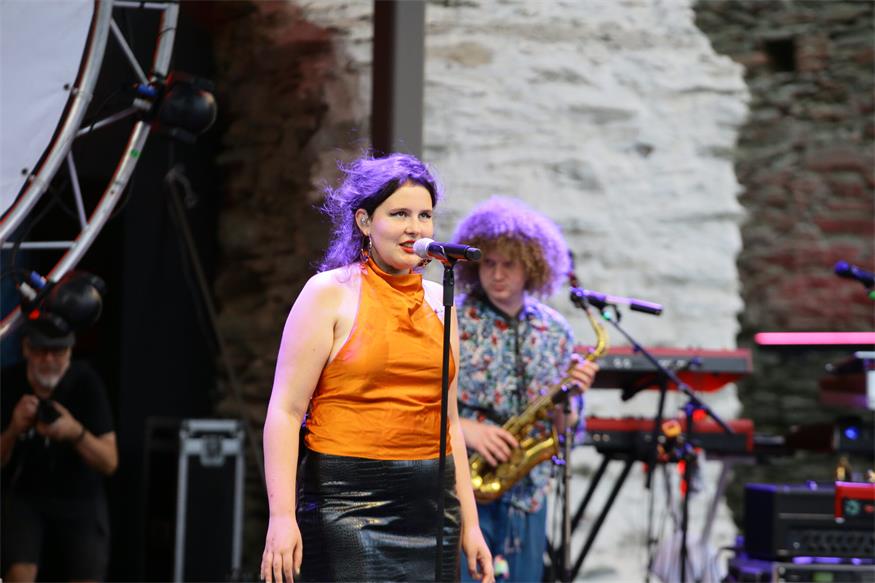 Musik, Stimmung und eine volle Burgarena