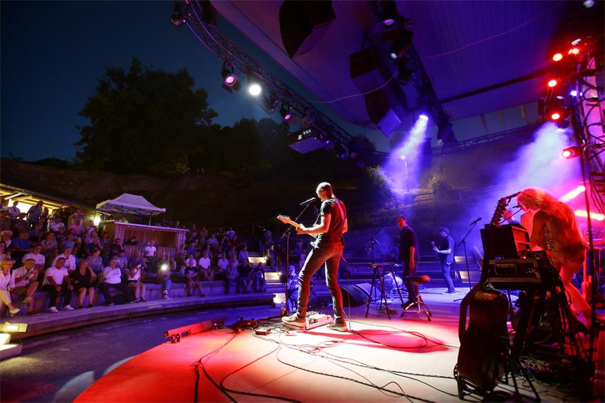 Musik, Stimmung und eine volle Burgarena