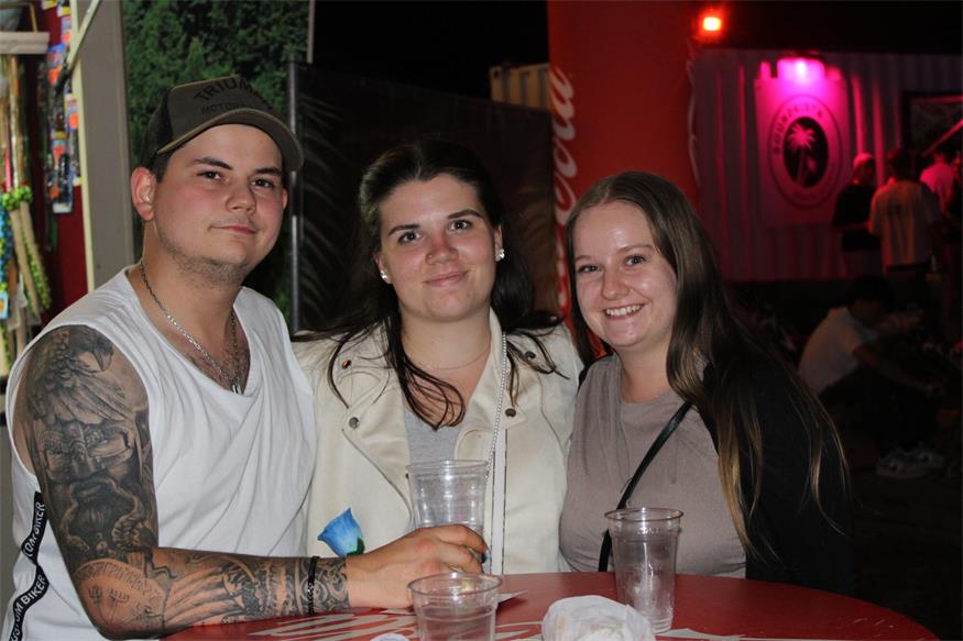 Sommer Wiesn: DJ „KXXMA“ und Co. ließen Party-Herzen höher schlagen