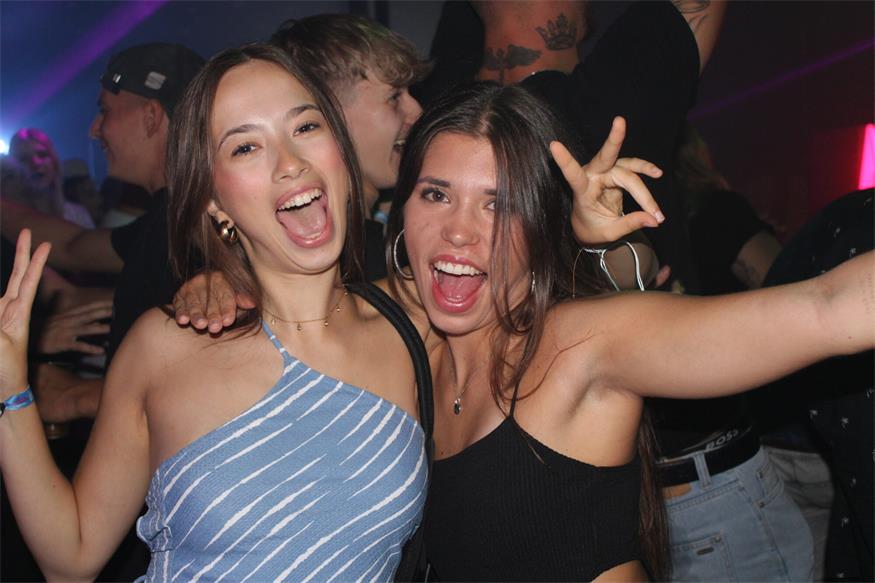 Sommer Wiesn: DJ „KXXMA“ und Co. ließen Party-Herzen höher schlagen