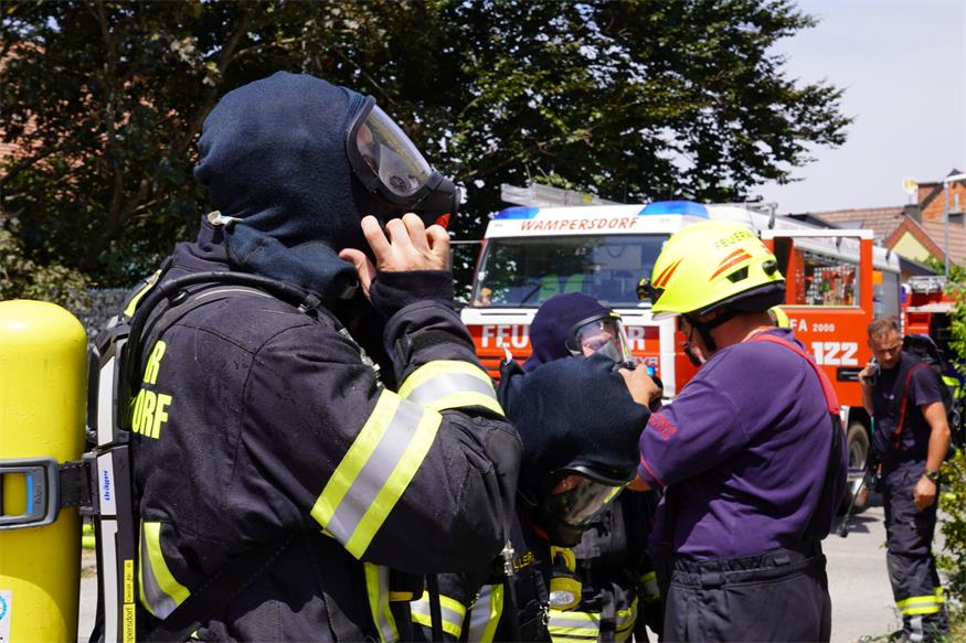 Kellerbrand in Wimpassing: Fünf Atemschutztrupps im Einsatz