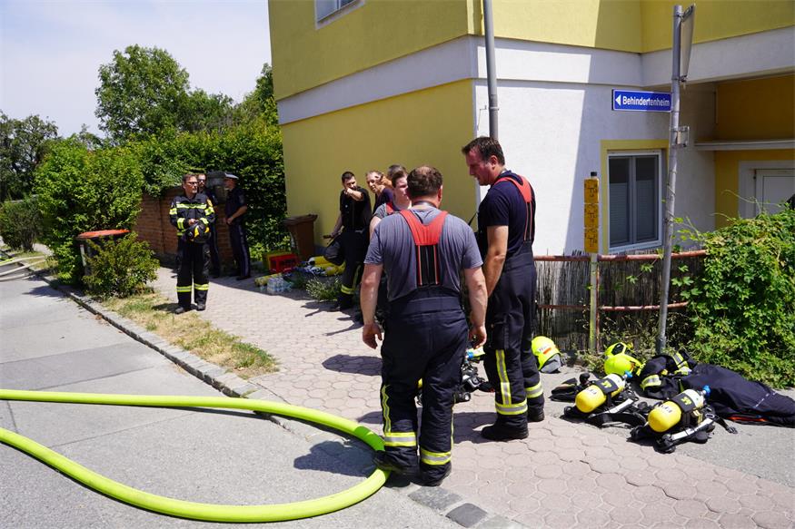 Kellerbrand in Wimpassing: Fünf Atemschutztrupps im Einsatz