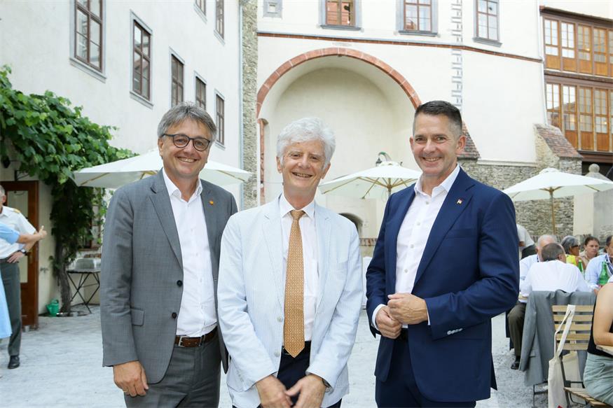 Burg Schlaining als globaler Treffpunkt