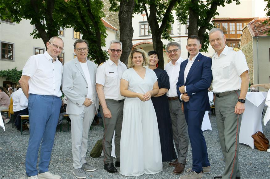 Burg Schlaining als globaler Treffpunkt