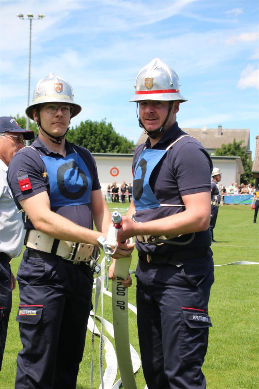 Triple-Sieg und Wanderpokal für Feuerwehr Frankenau