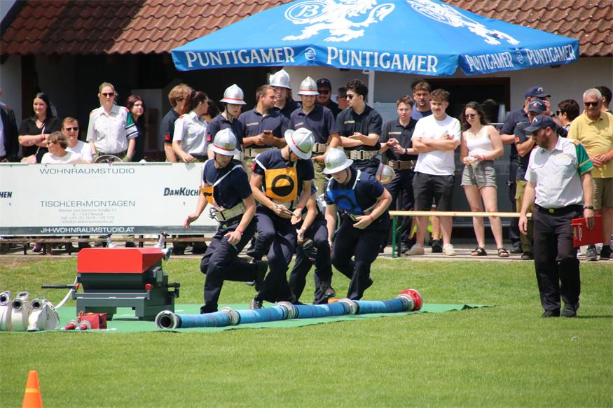 Triple-Sieg und Wanderpokal für Feuerwehr Frankenau