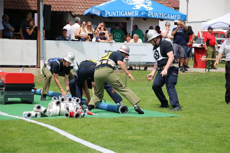 Triple-Sieg und Wanderpokal für Feuerwehr Frankenau