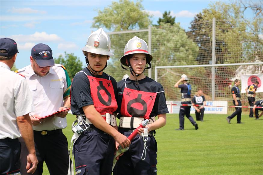 Triple-Sieg und Wanderpokal für Feuerwehr Frankenau