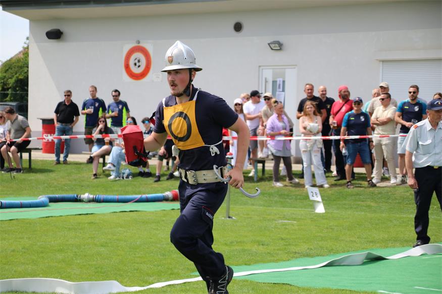 Triple-Sieg und Wanderpokal für Feuerwehr Frankenau