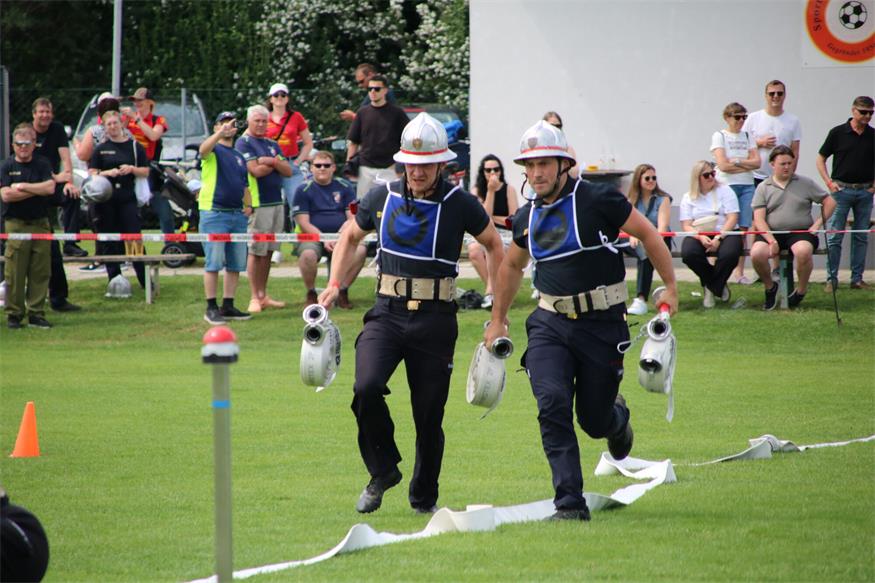Triple-Sieg und Wanderpokal für Feuerwehr Frankenau