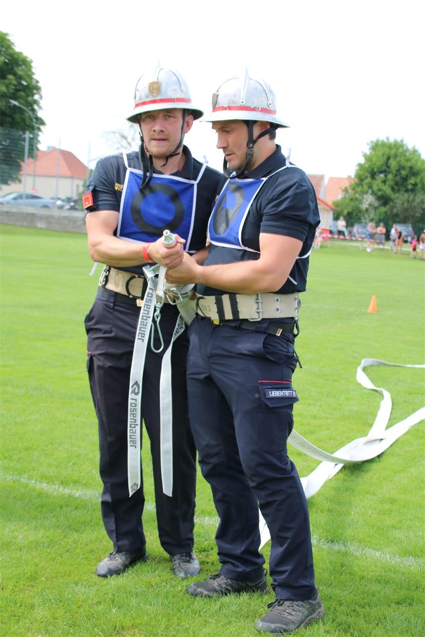 Triple-Sieg und Wanderpokal für Feuerwehr Frankenau