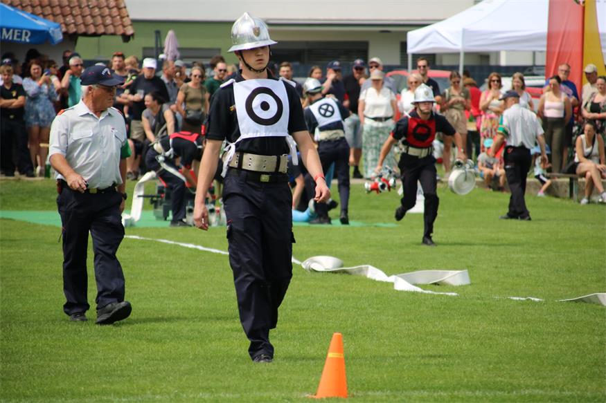 Triple-Sieg und Wanderpokal für Feuerwehr Frankenau