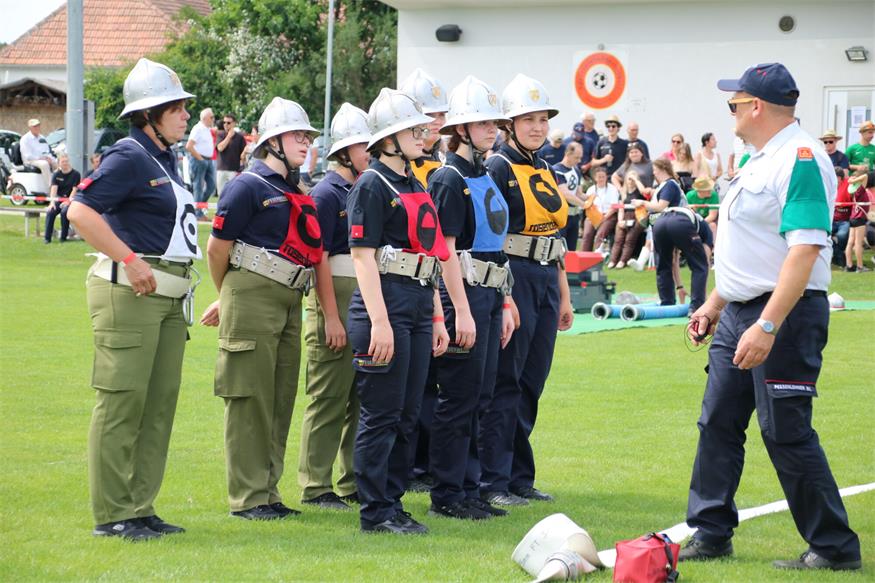 Triple-Sieg und Wanderpokal für Feuerwehr Frankenau