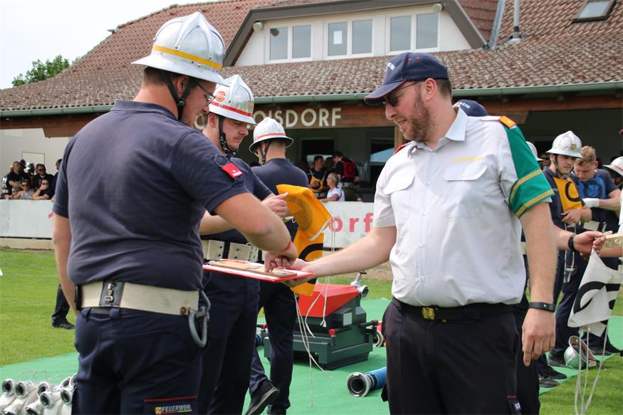 Triple-Sieg und Wanderpokal für Feuerwehr Frankenau
