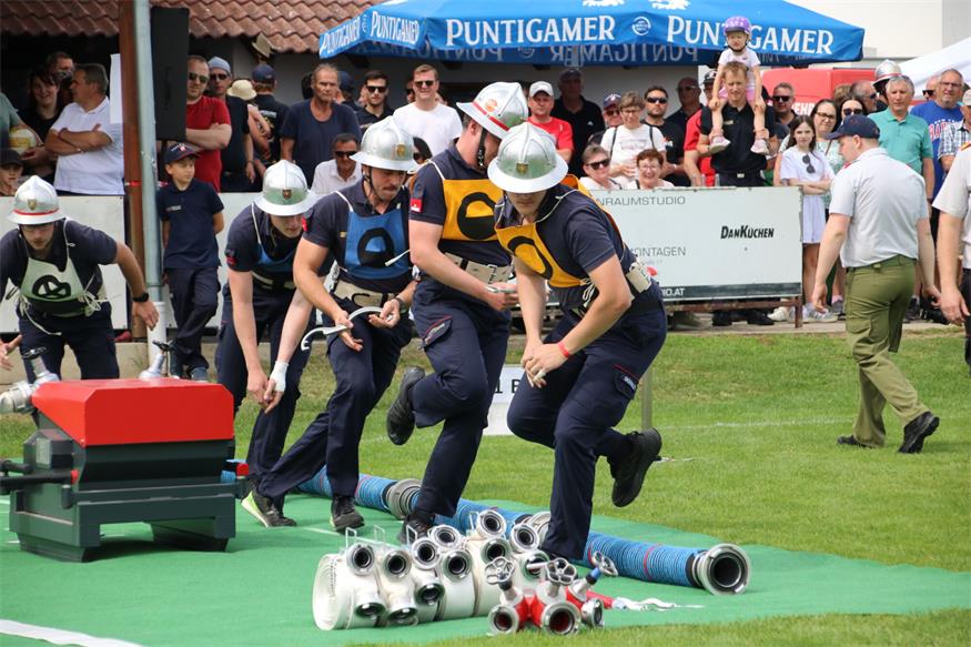 Triple-Sieg und Wanderpokal für Feuerwehr Frankenau