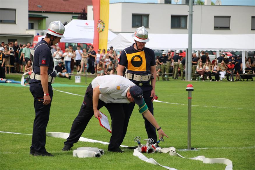 Triple-Sieg und Wanderpokal für Feuerwehr Frankenau