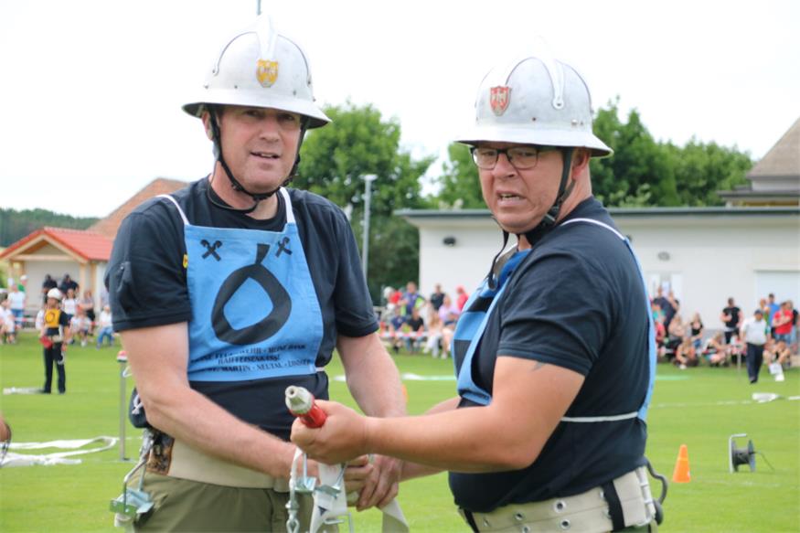 Triple-Sieg und Wanderpokal für Feuerwehr Frankenau