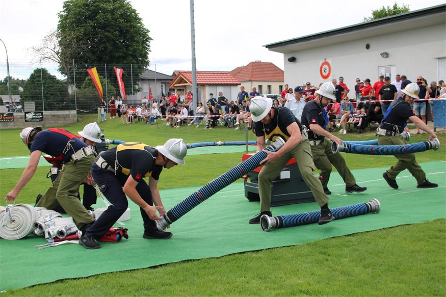 Triple-Sieg und Wanderpokal für Feuerwehr Frankenau