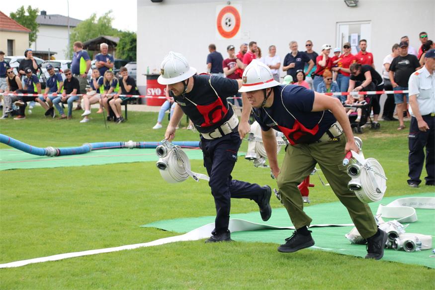 Triple-Sieg und Wanderpokal für Feuerwehr Frankenau