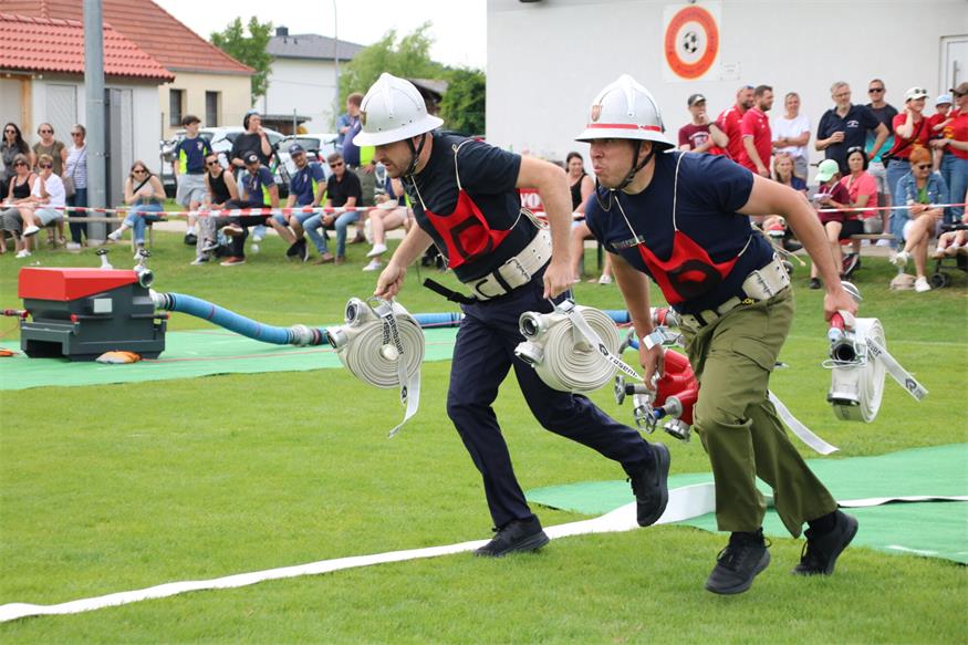 Triple-Sieg und Wanderpokal für Feuerwehr Frankenau