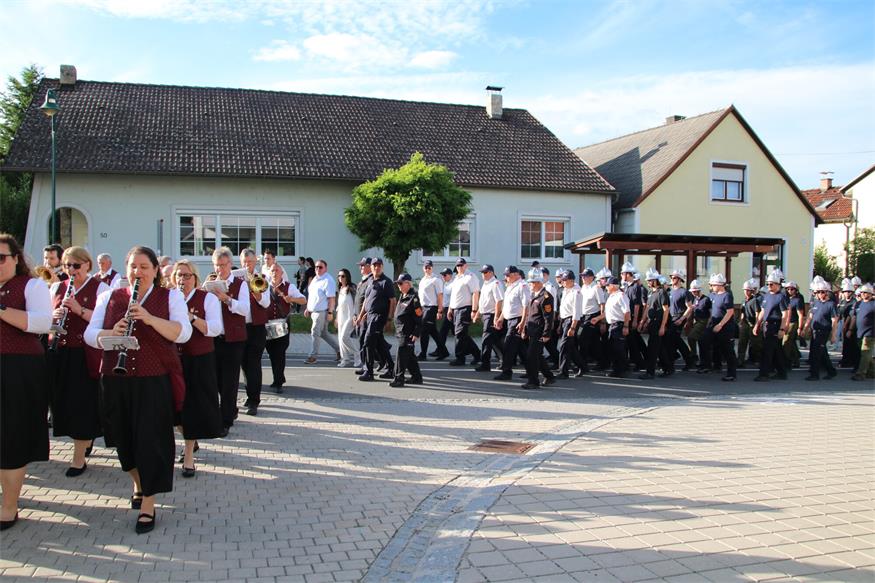 Triple-Sieg und Wanderpokal für Feuerwehr Frankenau
