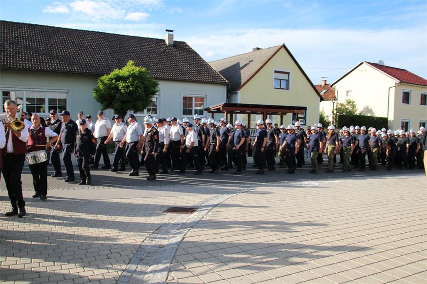 Triple-Sieg und Wanderpokal für Feuerwehr Frankenau