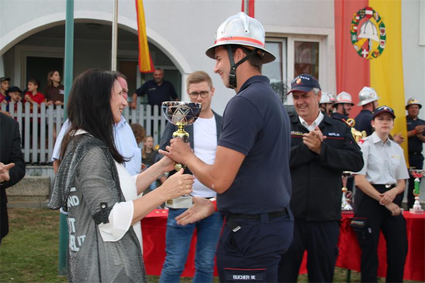 Triple-Sieg und Wanderpokal für Feuerwehr Frankenau