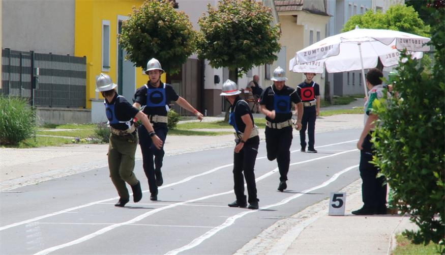 Triple-Sieg und Wanderpokal für Feuerwehr Frankenau