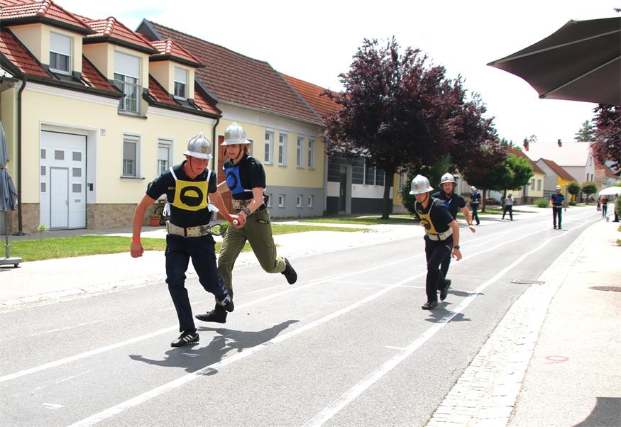 Triple-Sieg und Wanderpokal für Feuerwehr Frankenau