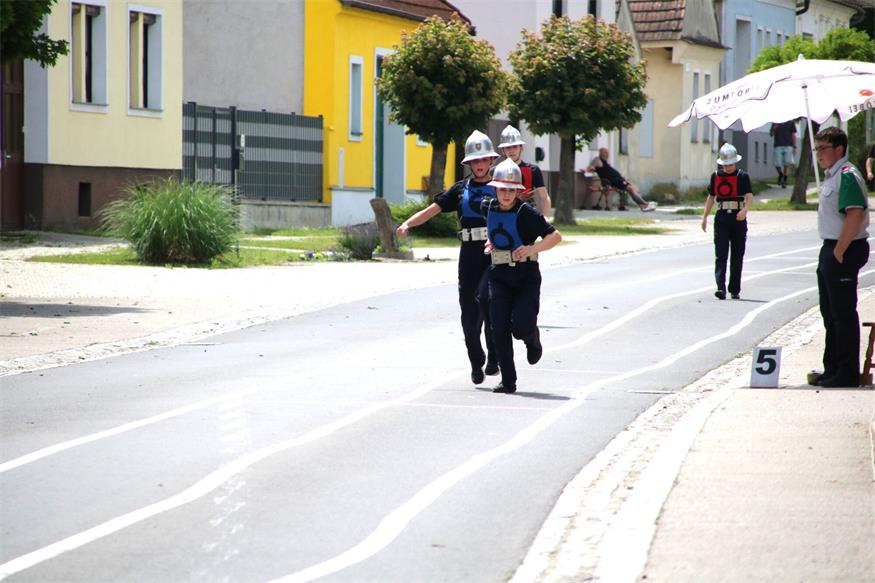 Triple-Sieg und Wanderpokal für Feuerwehr Frankenau