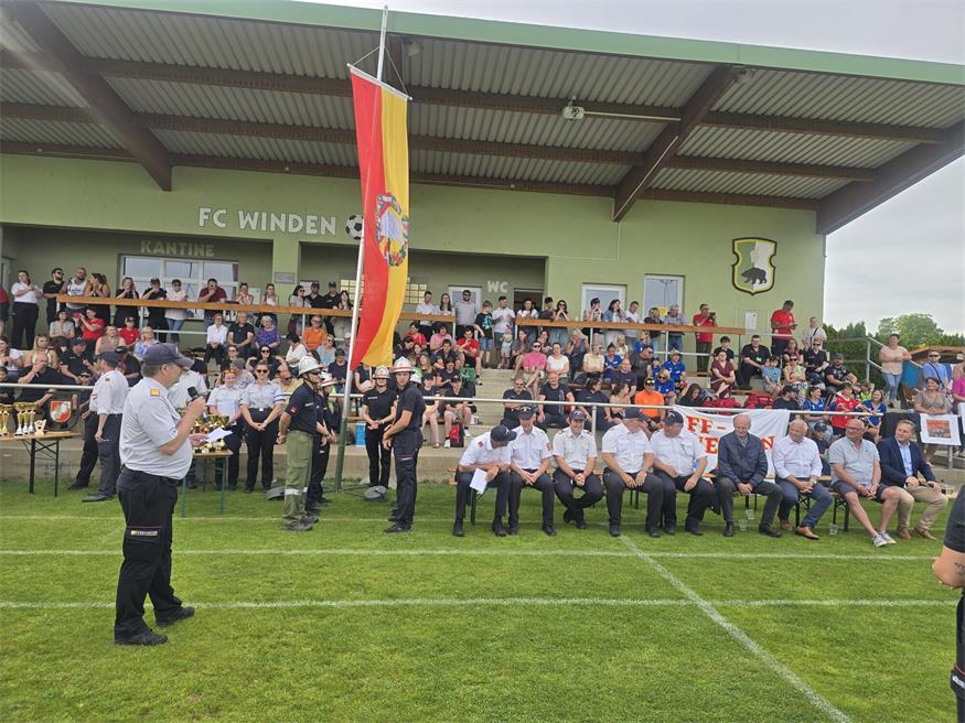 Winden: Tolle Leistung bei den Bezirksfeuerwehrleistungsbewerben