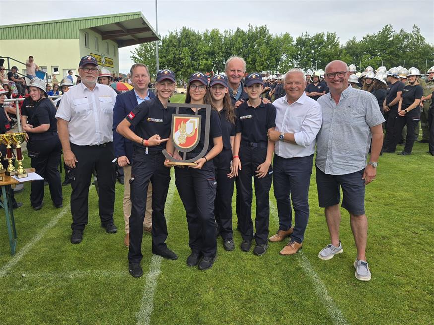 Winden: Tolle Leistung bei den Bezirksfeuerwehrleistungsbewerben