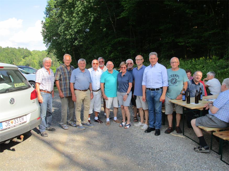 Feierlicher Vatertag beim Dreiländereck