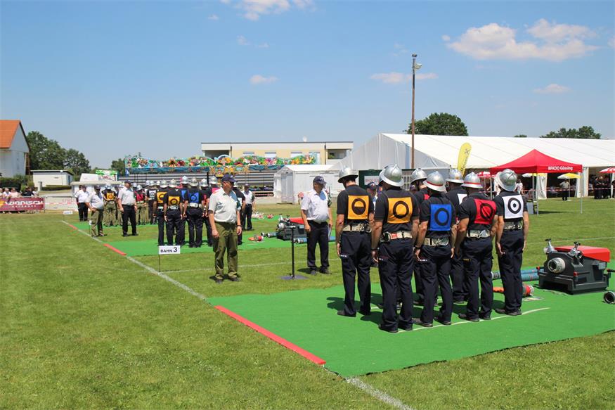 Schnelligkeit, Präzision und Teamwork: Leistungsbewerb der Feuerwehren