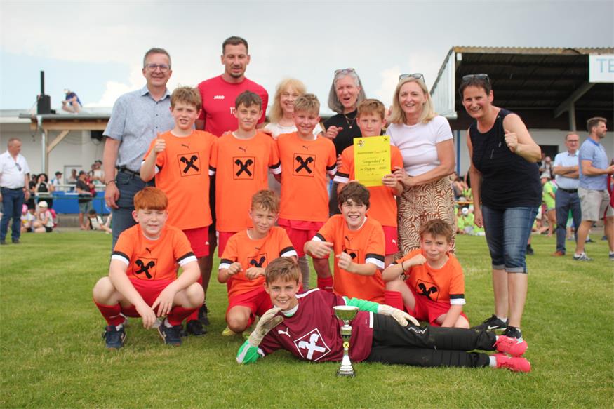 Volksschule Siegendorf und Zurndorf gewinnen ihre Sumsi-Cup Bezirksbewerbe