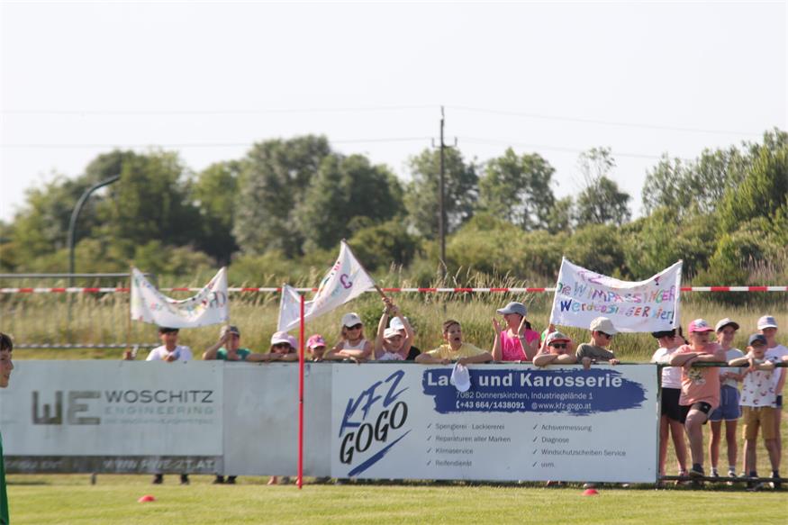 Volksschule Siegendorf und Zurndorf gewinnen ihre Sumsi-Cup Bezirksbewerbe