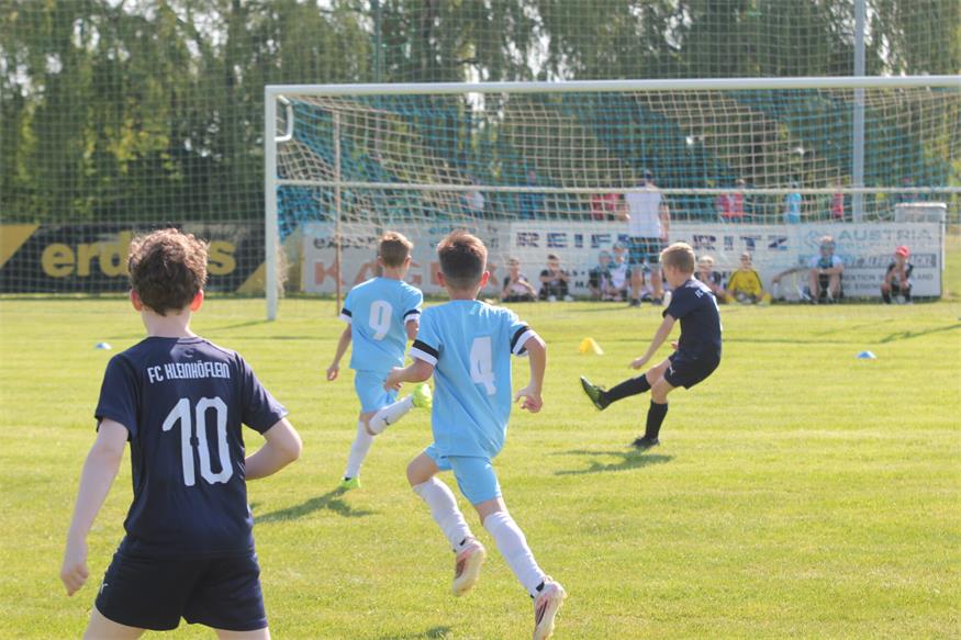 Volksschule Siegendorf und Zurndorf gewinnen ihre Sumsi-Cup Bezirksbewerbe
