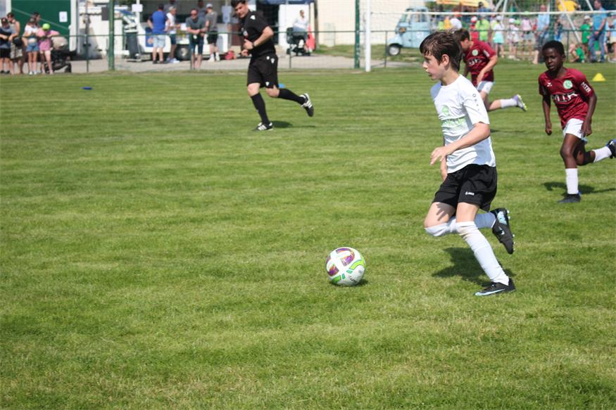 Volksschule Siegendorf und Zurndorf gewinnen ihre Sumsi-Cup Bezirksbewerbe