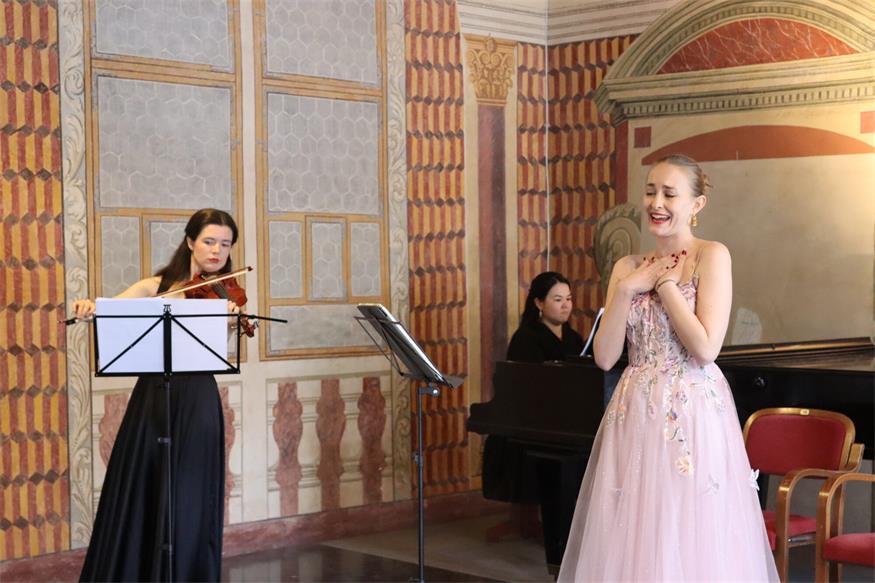 Schloss-Matinee entführte in die Welt der Operette und des Wienerlieds