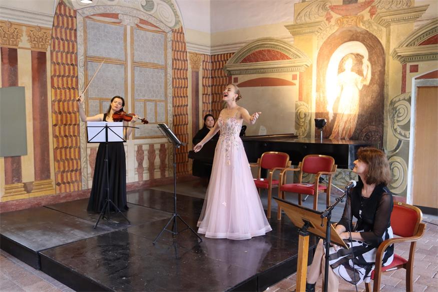 Schloss-Matinee entführte in die Welt der Operette und des Wienerlieds