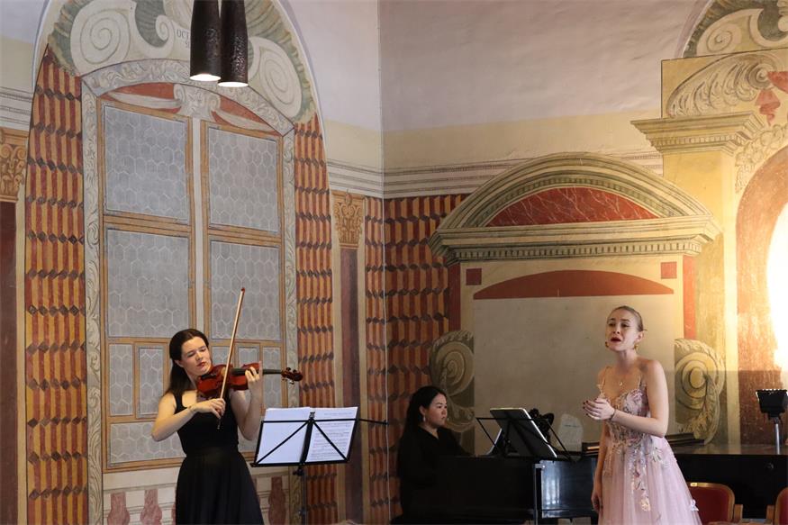 Schloss-Matinee entführte in die Welt der Operette und des Wienerlieds